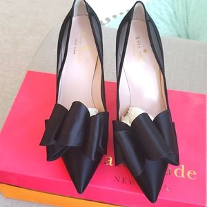 Kate spade lovely black satin pumps